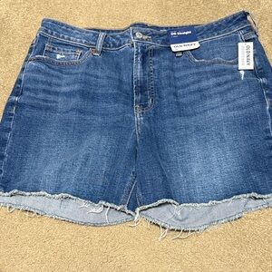 NWT Old Navy high rise og straight jeans shorts size 14.